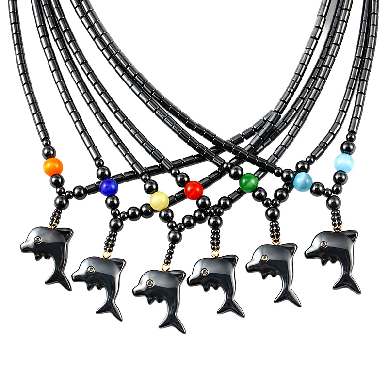 Colliers avec oeil de chat couleurs assorties 10 pcs