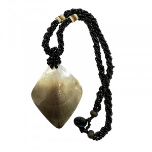 Lot de 6 colliers en Nacre