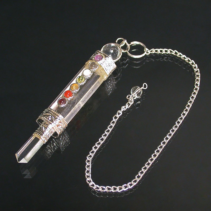 Pendule cristal de roche et 7 chakras